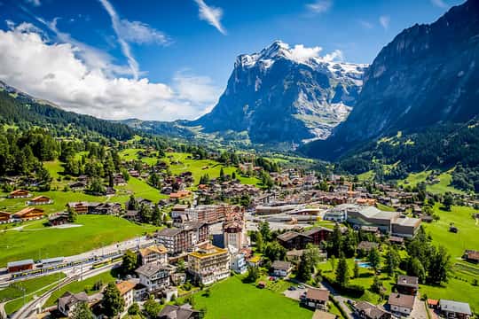 Zurich: Grindelwald, Interlaken & Lauterbrunnen Day Trip